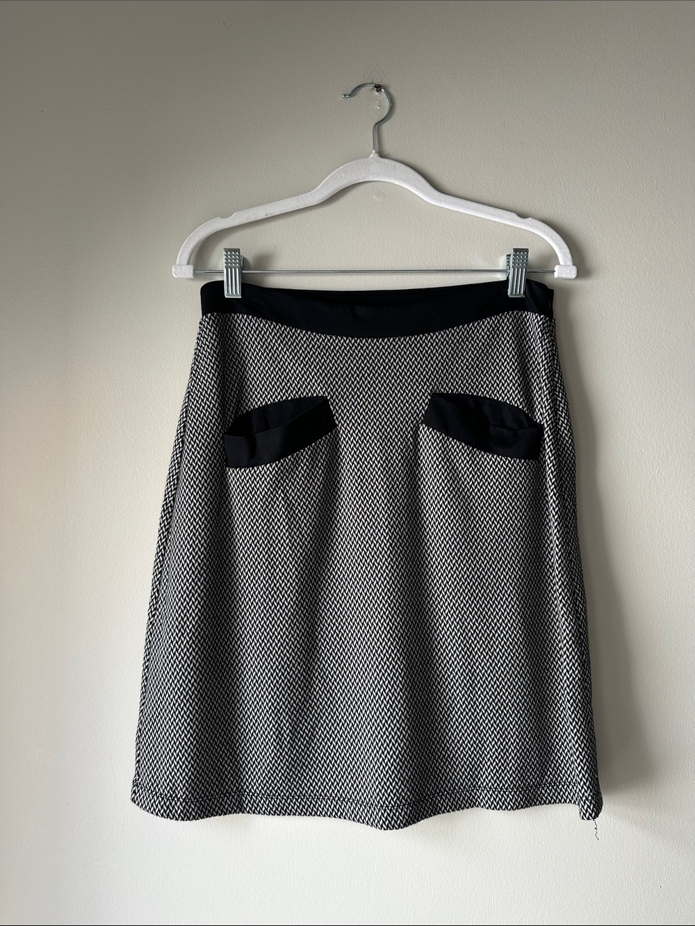 Houndstooth Espirt Mini Skirt Black White with Pockets